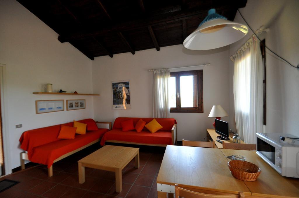 Appartamenti Residence Vela Blu Golfo Aranci Marinella  Quarto foto